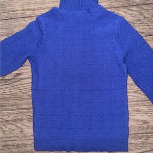 Lucky tops by l & K blue turtle neck sweater size m